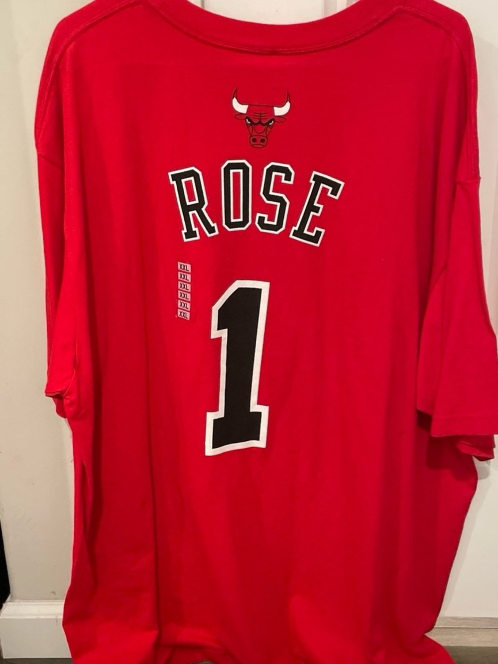 Derrick rose T shirt